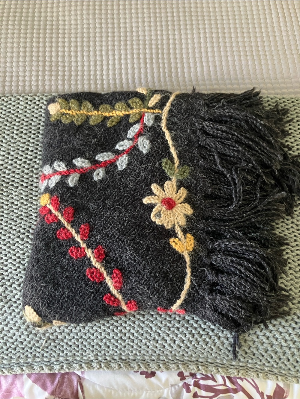 Black Floral BOHO Fringe Wrap Scarf - Picture 4 of 4
